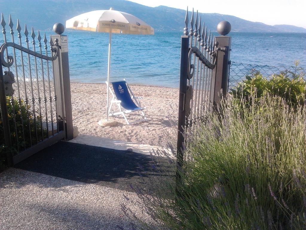 Torre Degli Ulivi Acomodação com café da manhã Tignale Exterior foto